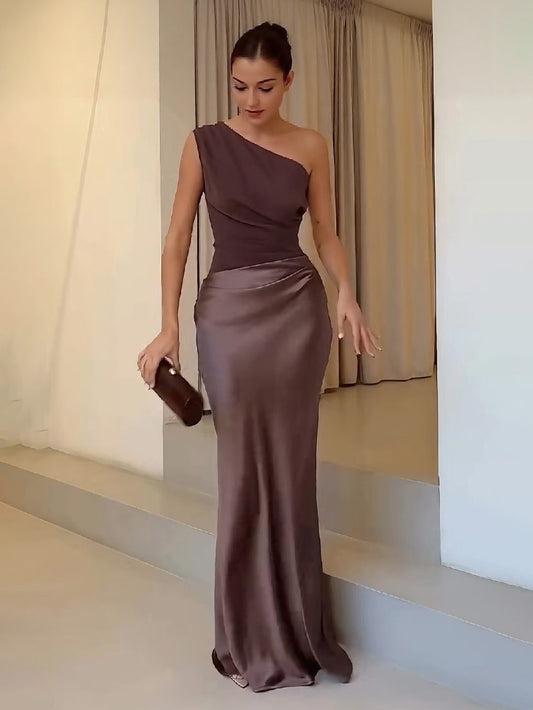 Elegant One Shoulder Neck Pleated Party Maxi Dress